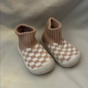 Cozy Checkered Kids Shoes in Tan and White Walking Shoes